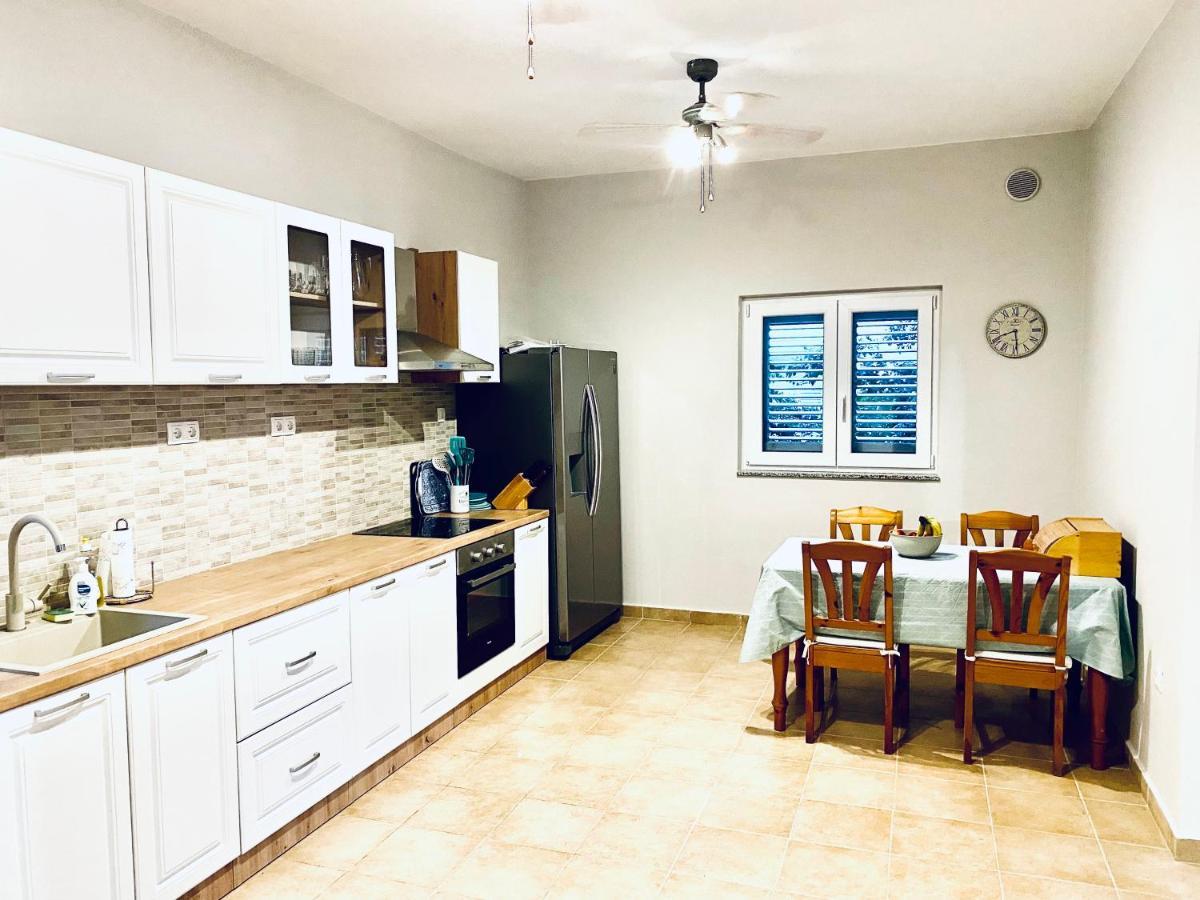 Villa Infinity Mandre Dış mekan fotoğraf